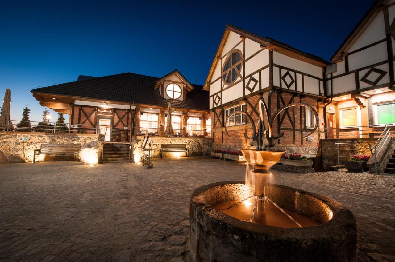 Siedem Drzew Hotel Biskupice  Buitenkant foto
