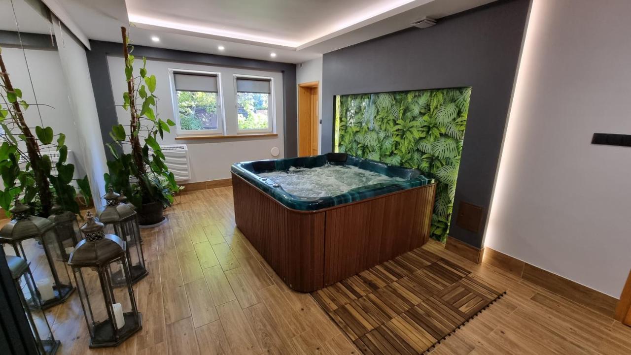 Siedem Drzew Hotel Biskupice  Buitenkant foto
