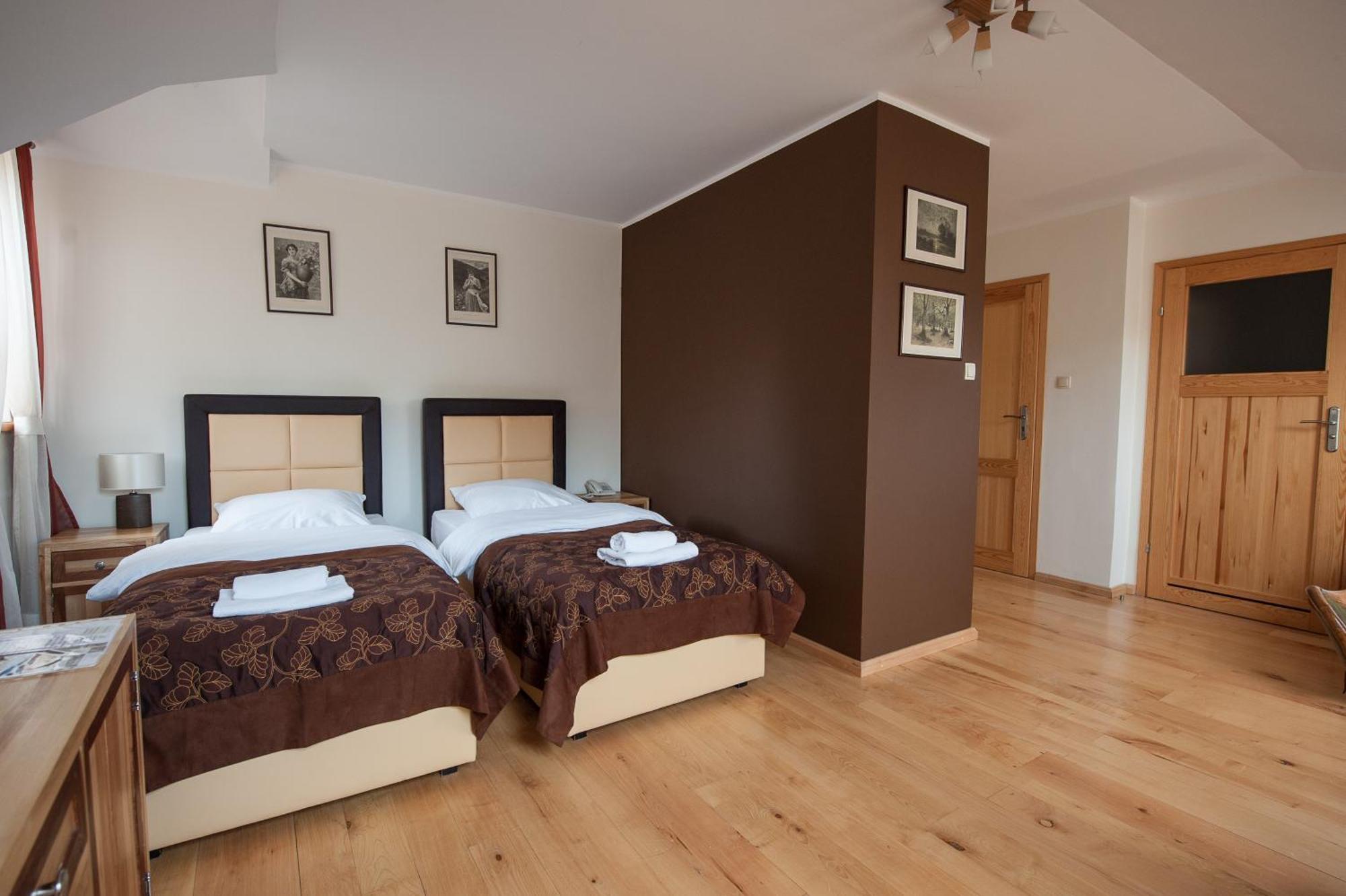 Siedem Drzew Hotel Biskupice  Kamer foto